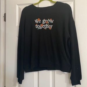 NWT Forever 21 Graphic thin sweater
